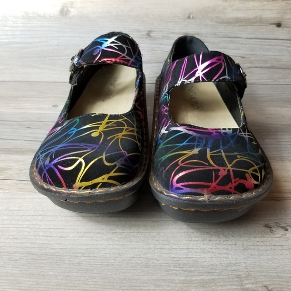 Ingaro Mary Jane Multi-Color Button Clogs - Picture 4 of 11